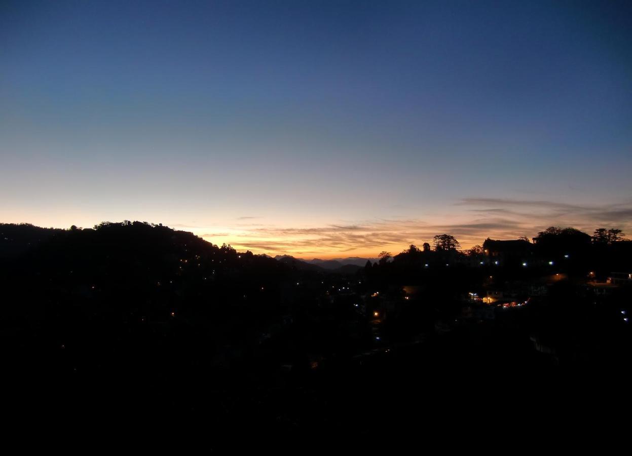 Madhuban Sarovar Portico Mussoorie Ngoại thất bức ảnh