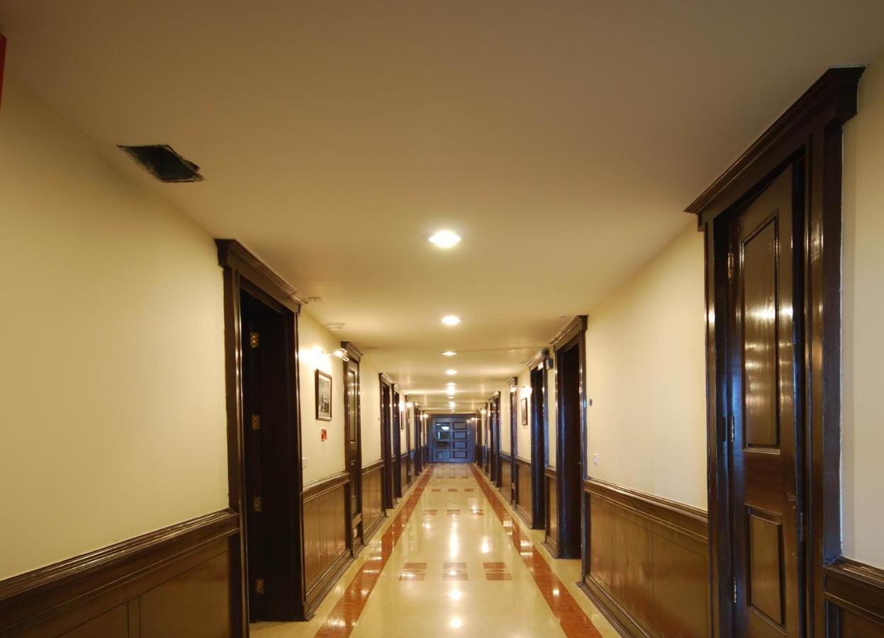Madhuban Sarovar Portico Mussoorie Ngoại thất bức ảnh